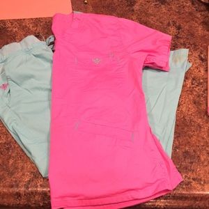 Med Couture scrub set